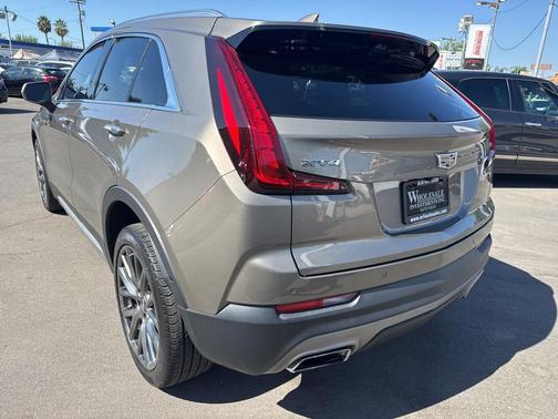 2020 Cadillac XT4 Premium Luxury
