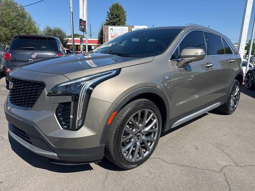 2020 Cadillac XT4 Premium Luxury