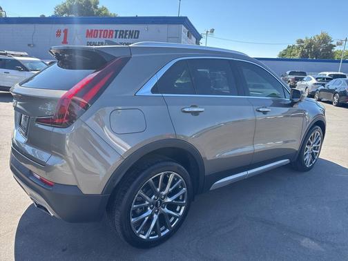 2020 Cadillac XT4 Premium Luxury