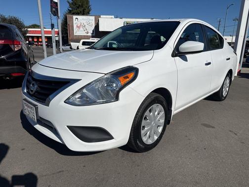 2019 Nissan Versa 1.6 SV