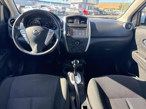 2019 Nissan Versa 1.6 SV