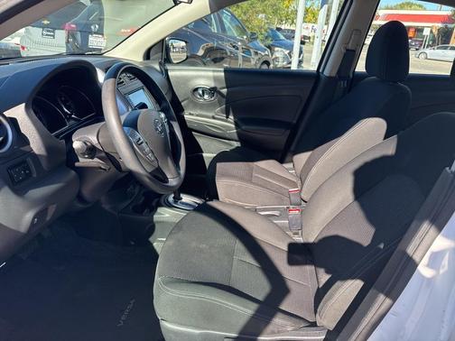 2019 Nissan Versa 1.6 SV