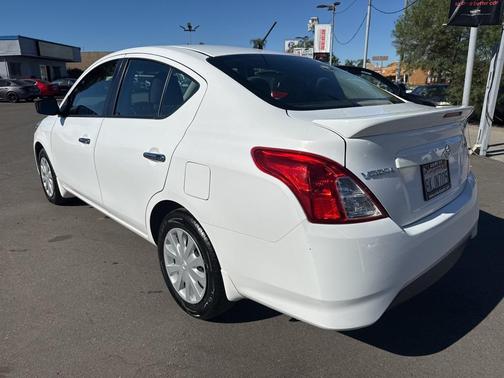 2019 Nissan Versa 1.6 SV