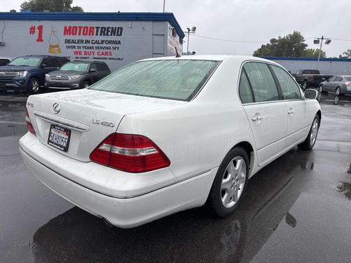 2005 Lexus LS 430 Base