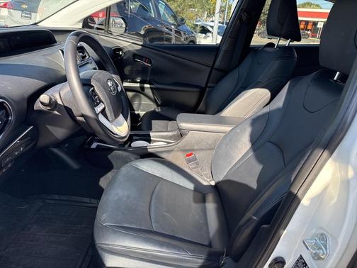 2017 Toyota Prius Four