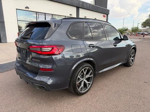 Gray Metallic 2022 BMW X5 M50i
