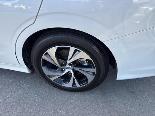 2024 Subaru Legacy Base