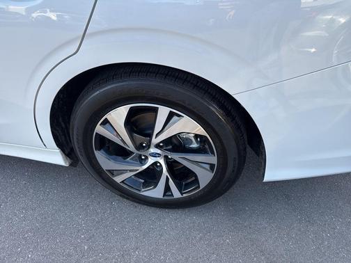 2024 Subaru Legacy Base