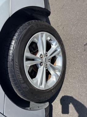 Ingot Silver 2013 Ford Taurus SEL