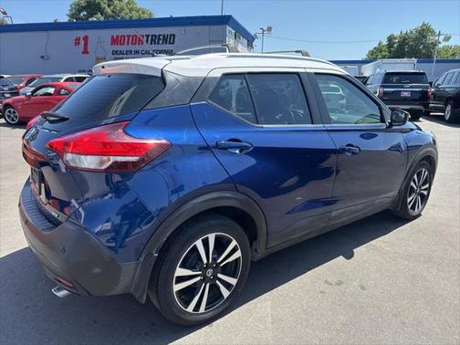 2020 Nissan Kicks SV