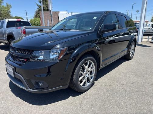 Pitch Black Clearcoat 2018 Dodge Journey GT