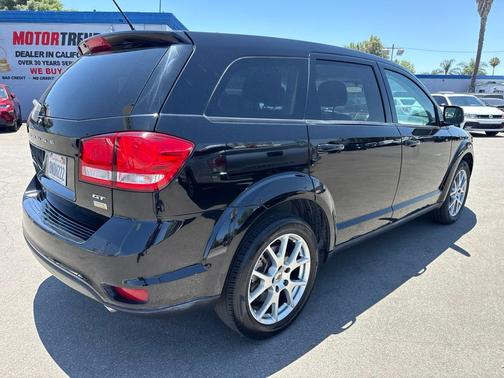 Pitch Black Clearcoat 2018 Dodge Journey GT
