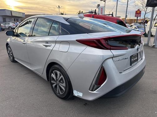 2017 Toyota Prius Prime Plus