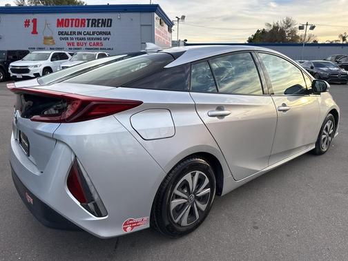 2017 Toyota Prius Prime Plus