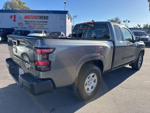 2022 Nissan Frontier S