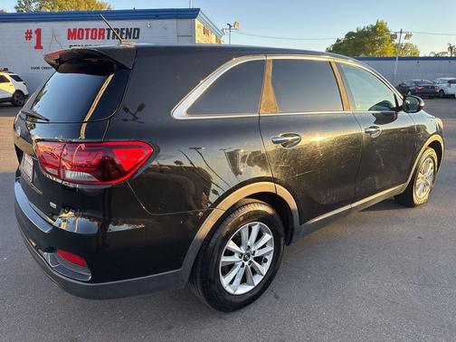 2019 Kia Sorento L