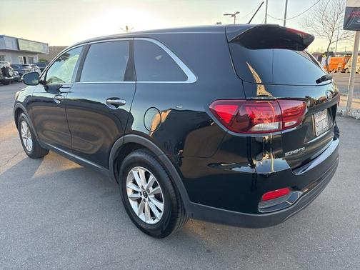 2019 Kia Sorento L