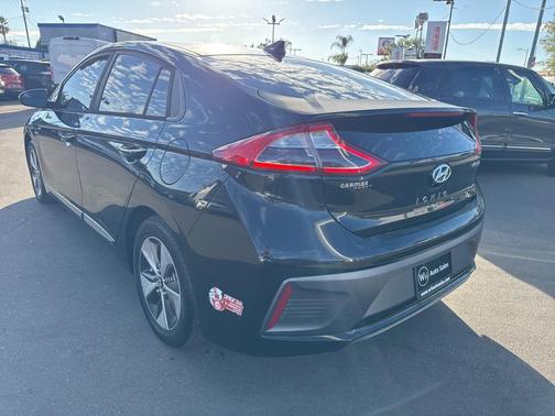 2018 Hyundai IONIQ EV Base