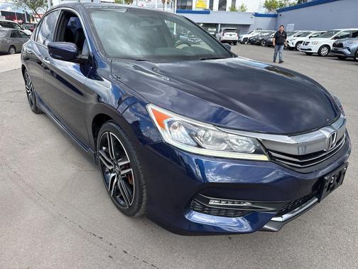 Obsidian Blue Pearl 2017 Honda Accord Sport SE