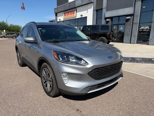 Silver Metallic 2021 Ford Escape SEL