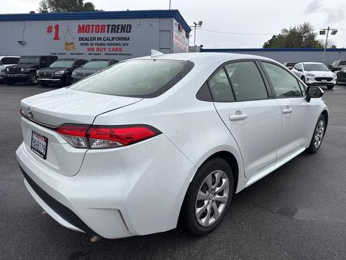 2022 Toyota Corolla LE
