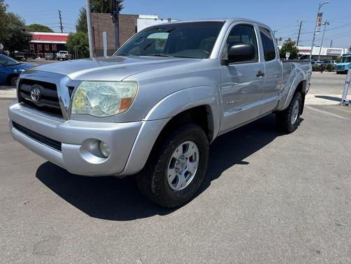 Silver Streak Mica 2006 Toyota Tacoma PreRunner Access Cab