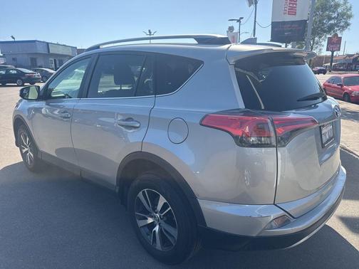 Silver Sky Metallic 2017 Toyota RAV4 XLE