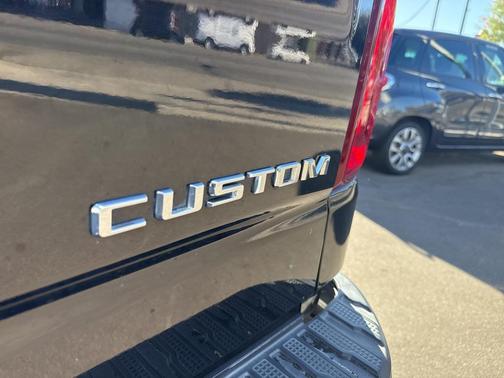 2019 Chevrolet Silverado 1500 Custom Trail Boss