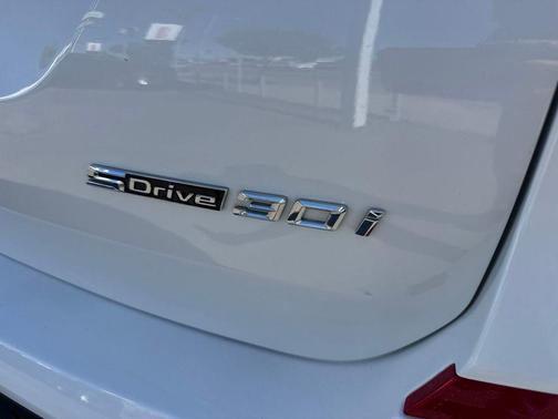 Alpine White 2019 BMW X3 sDrive30i