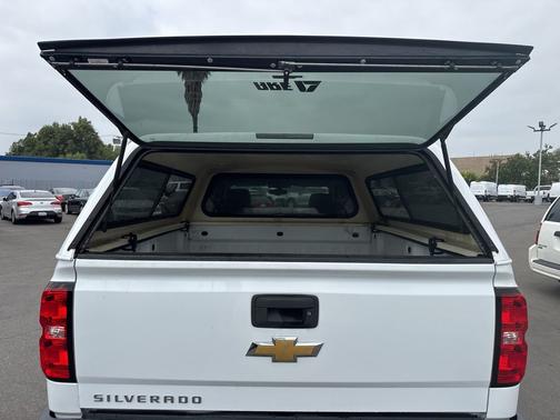 Summit White 2017 Chevrolet Silverado 1500 WT