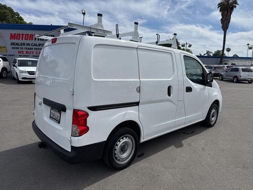 Fresh Powder 2020 Nissan NV200 S