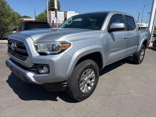 2016 Toyota Tacoma SR5
