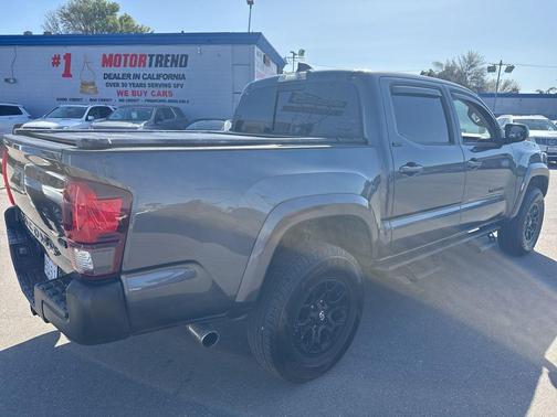 2022 Toyota Tacoma SR5