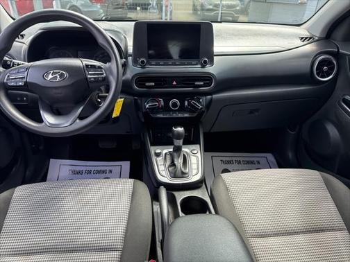 2022 Hyundai KONA SE