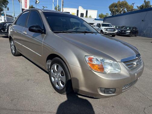 Gold 2007 Kia Spectra EX