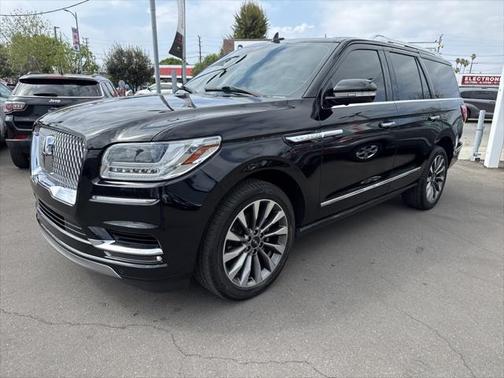 2019 Lincoln Navigator Select