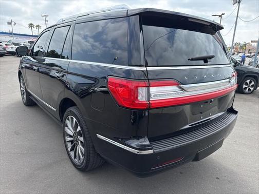 2019 Lincoln Navigator Select