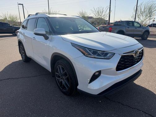 2024 Toyota Highlander Limited