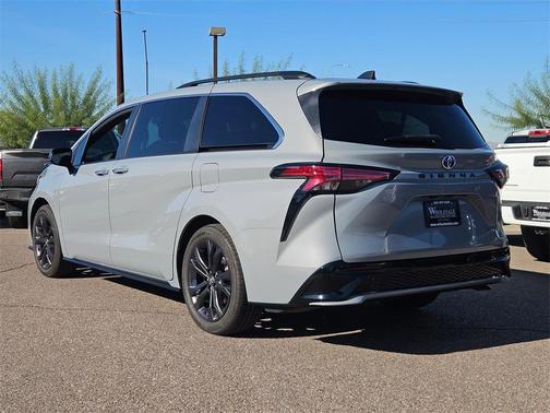 2024 Toyota Sienna XSE 7 Passenger