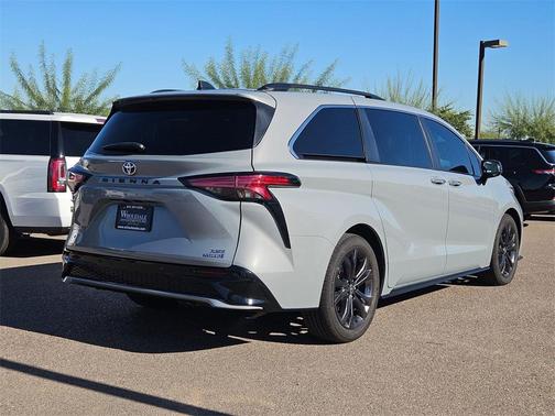 2024 Toyota Sienna XSE 7 Passenger