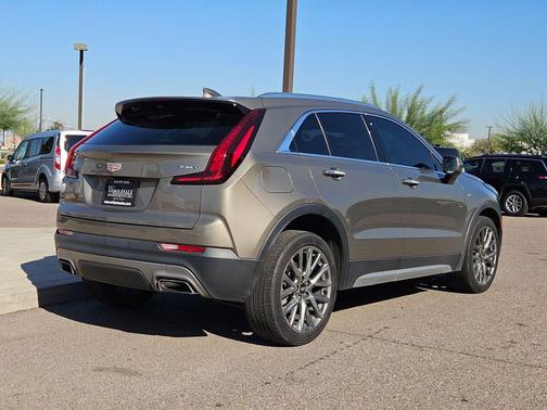 2020 Cadillac XT4 Premium Luxury