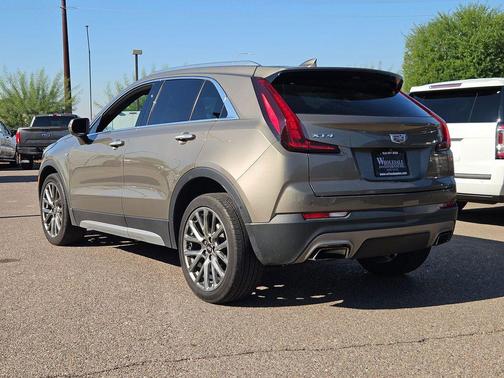 2020 Cadillac XT4 Premium Luxury