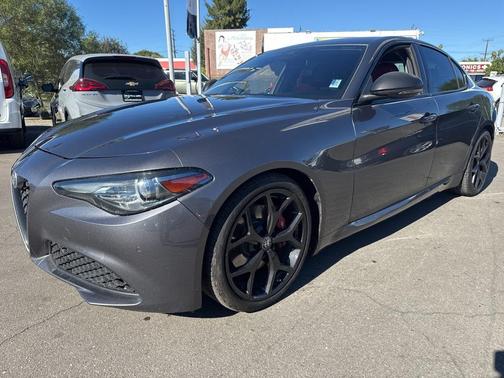 2020 Alfa Romeo Giulia Base