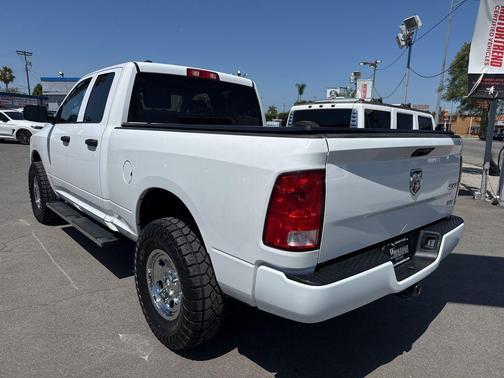 Bright White Clearcoat 2018 RAM 1500 Tradesman