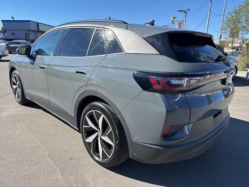 2023 Volkswagen ID.4 Pro