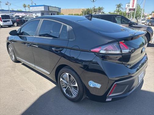2020 Hyundai IONIQ Plug-In Hybrid SE