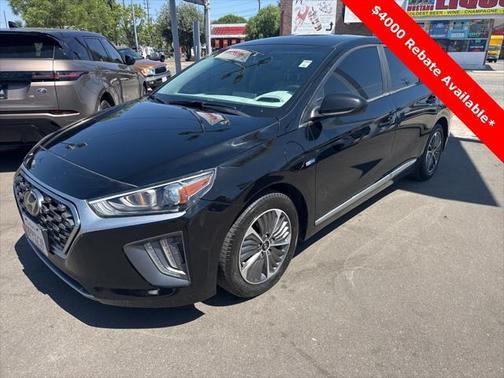 2020 Hyundai IONIQ Plug-In Hybrid SE