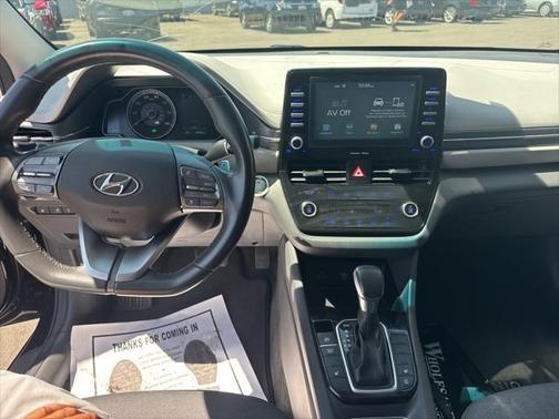 2020 Hyundai IONIQ Plug-In Hybrid SE