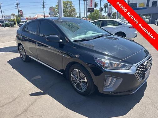 2020 Hyundai IONIQ Plug-In Hybrid SE