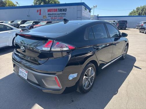 2020 Hyundai IONIQ Plug-In Hybrid SE